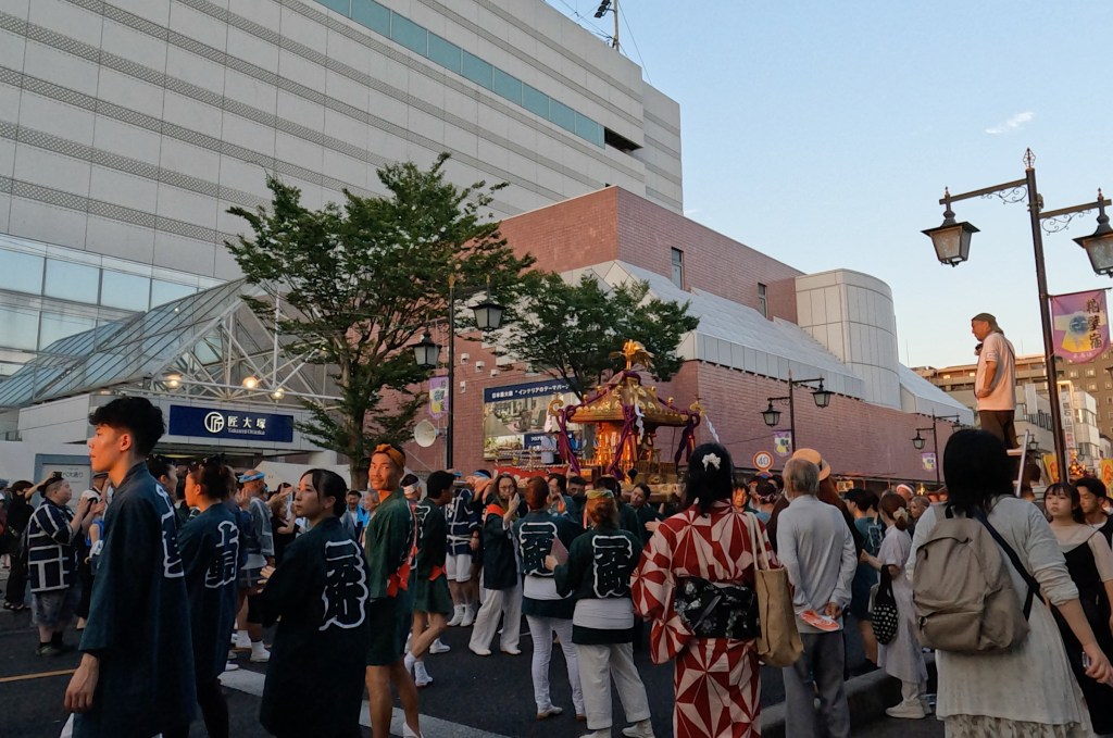神輿 Mikoshi